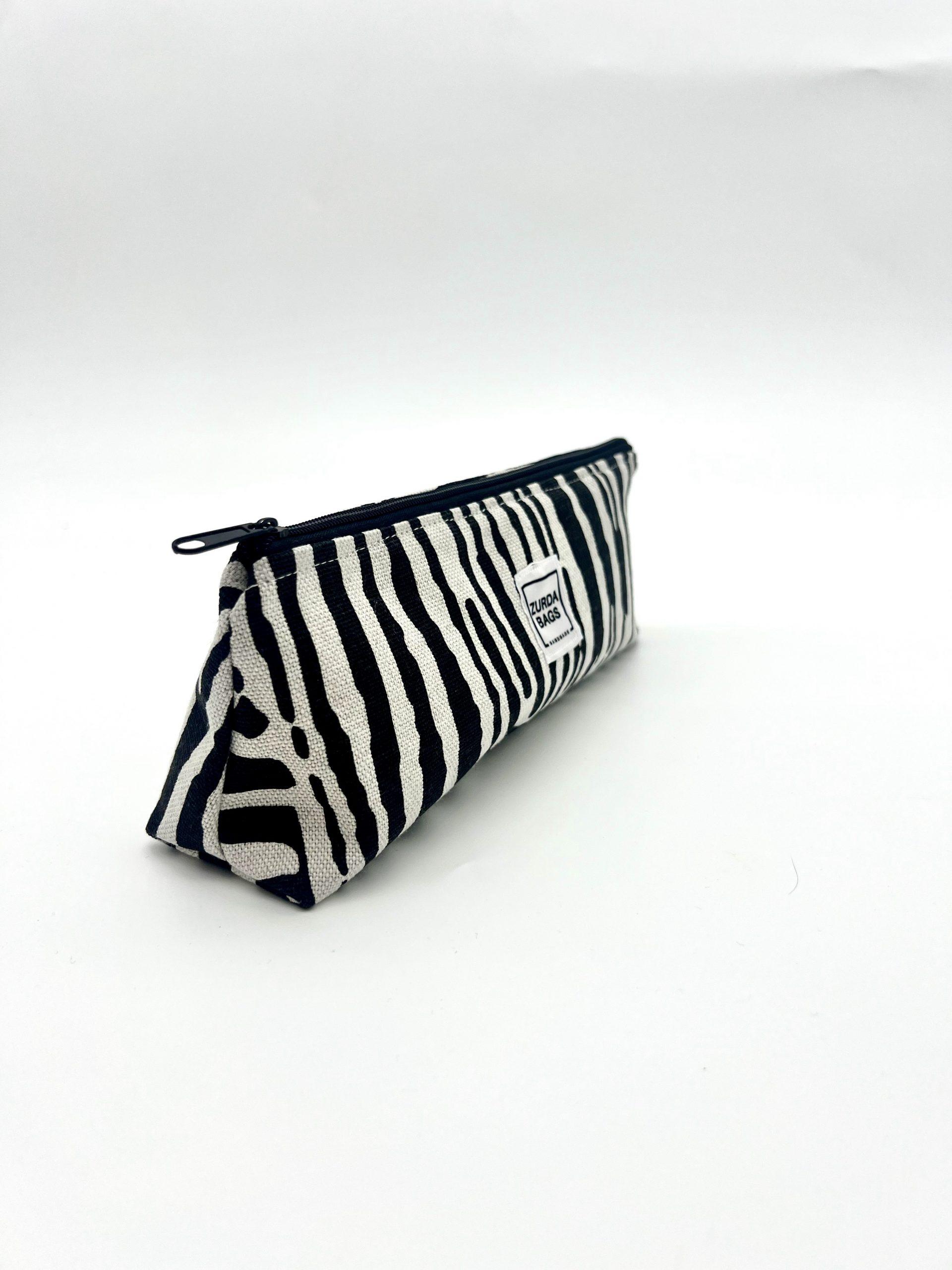 Estuche triangulo Zyra - Imagen 2