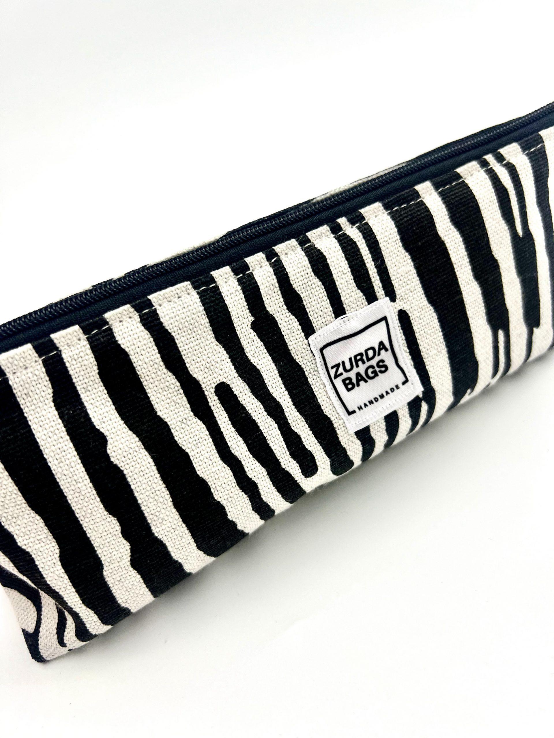 Estuche triangulo Zyra - Imagen 3